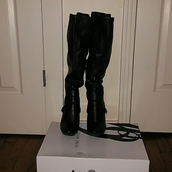Nine West Shoes - EUC Nine West Knee Boots